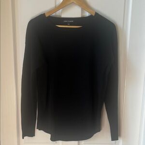 Cable & Gauge Classic Black Long Sleeve thin guage sweater size large